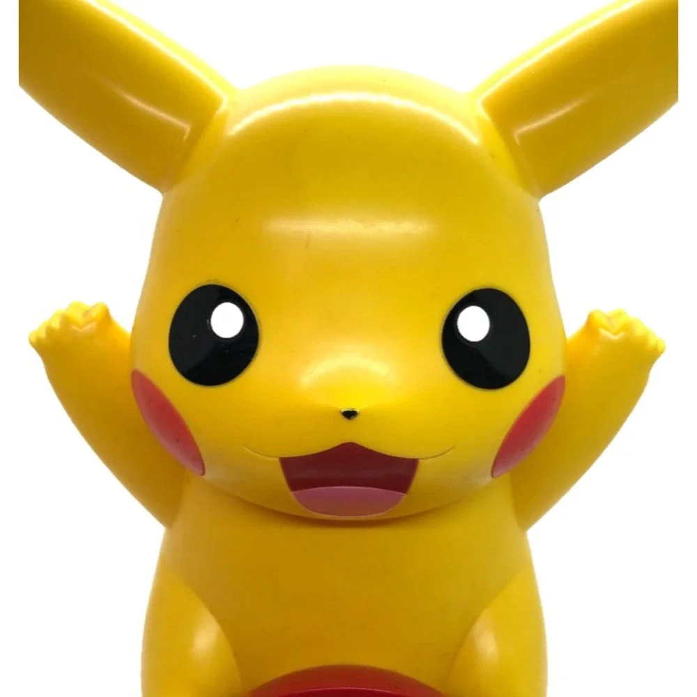 HORI Nintendo DSi XL Pikachu Charge Stand Pokémon UHDL-437 w/Charging Cable